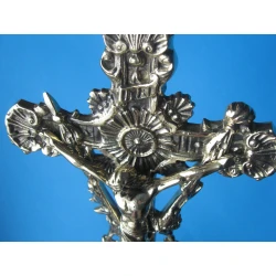 Krzyż metalowy stojący z mosiądzu 32 cm.Wersja LUX
